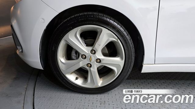 Chevrolet Spark 2015 thumb 5