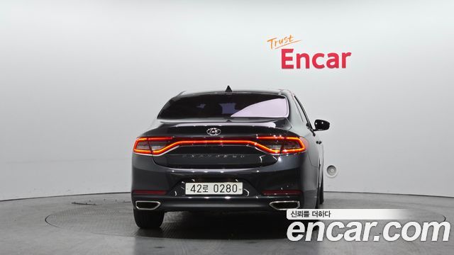 Hyundai Grandeur 2016 thumb 5