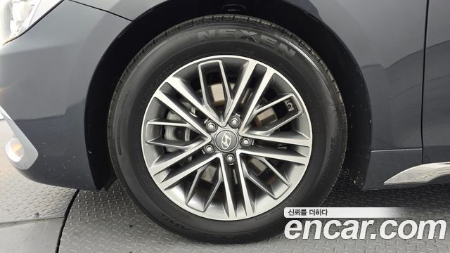Hyundai Grandeur 2016 thumb 6