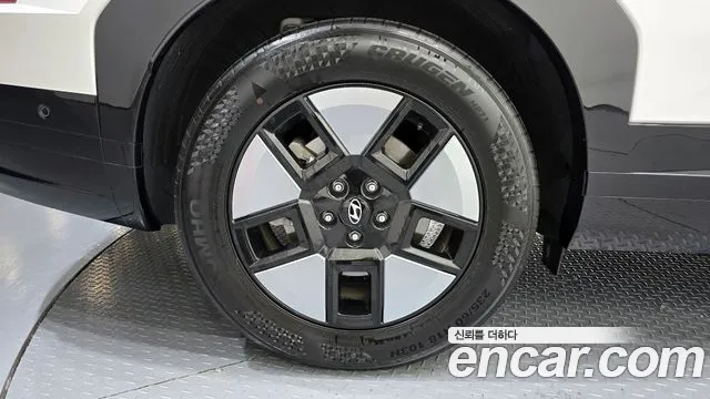 Hyundai Santa Fe 2024 thumb 6