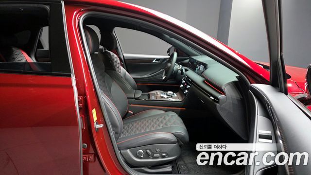 Genesis G80 2025 thumb 10