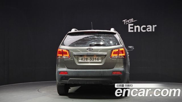 Kia Sorento 2010 thumb 5