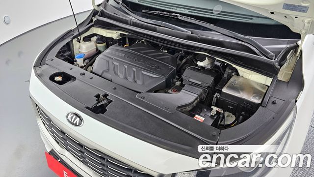 Kia Carnival 2018 thumb 7