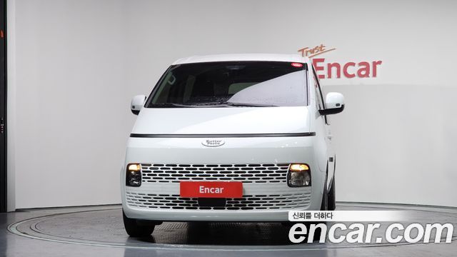 Hyundai Staria 2021 thumb 3