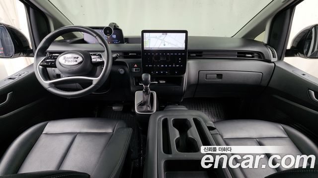 Hyundai Staria 2021 thumb 7