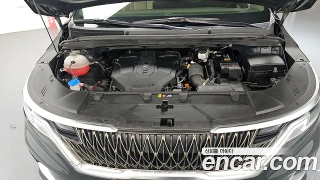 Kia Carnival 2021 thumb 7