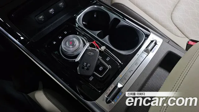 Kia Carnival 2021 thumb 10