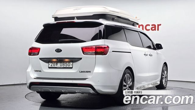 Kia Carnival 2015 thumb 3