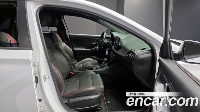 Hyundai i30 2016 thumb 10