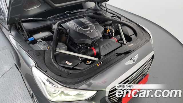 Genesis G90 2017 thumb 7