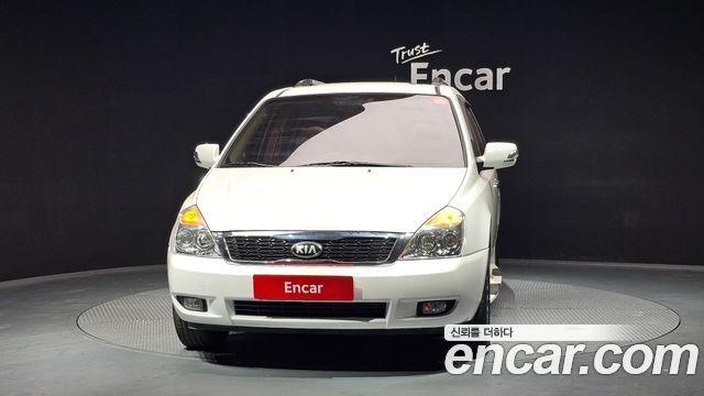 Kia Carnival 2012 thumb 3