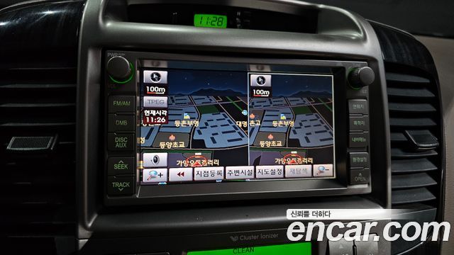 Kia Carnival 2012 thumb 11