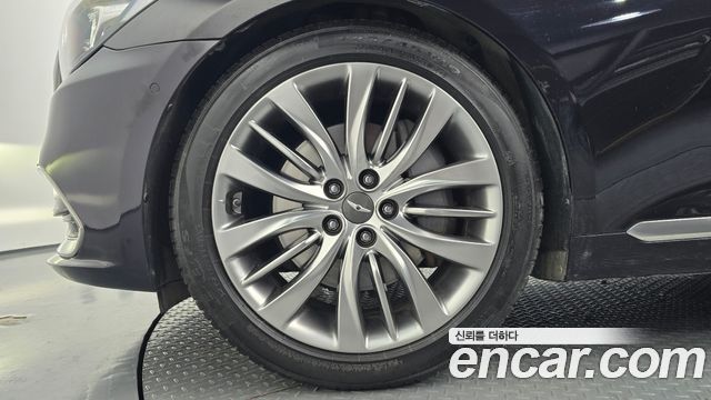 Genesis G80 2016 thumb 6
