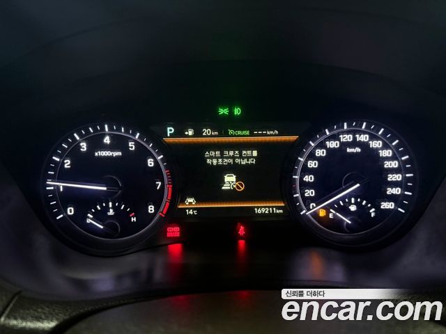 Genesis G80 2016 thumb 9