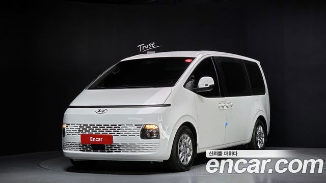 Hyundai Staria 2021 thumb 2