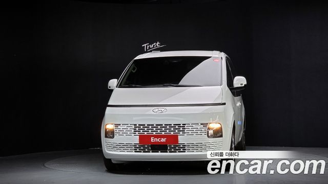 Hyundai Staria 2021 thumb 4