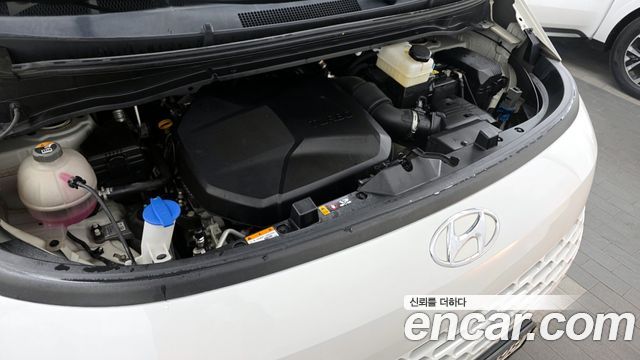 Hyundai Staria 2021 thumb 7