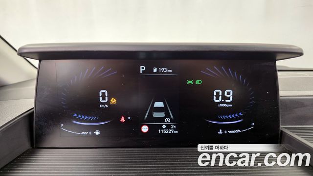 Hyundai Staria 2021 thumb 9