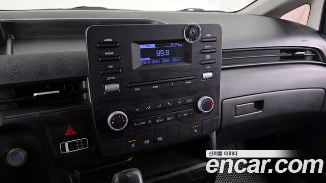 Hyundai Staria 2021 thumb 12
