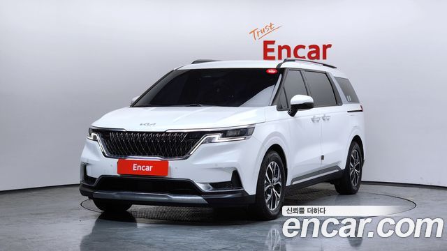 Kia Carnival 2021 thumb 2