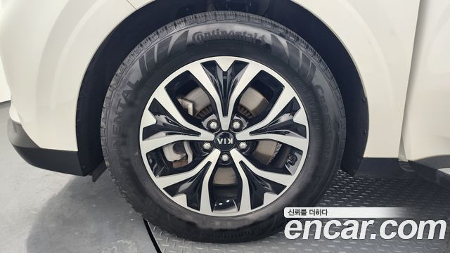 Kia Carnival 2021 thumb 6