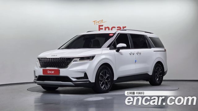 Kia Carnival 2022 thumb 2
