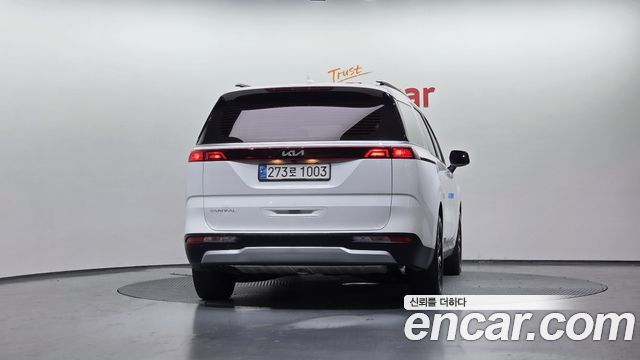 Kia Carnival 2022 thumb 4