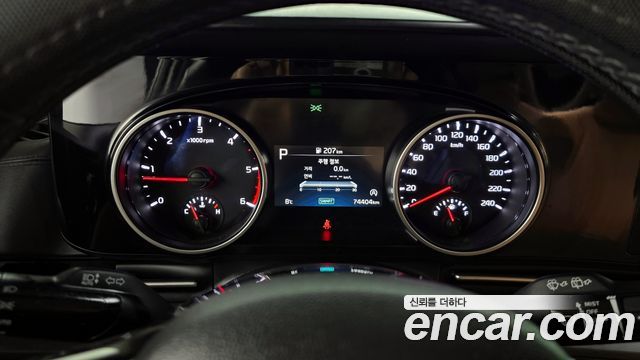 Kia Carnival 2022 thumb 8