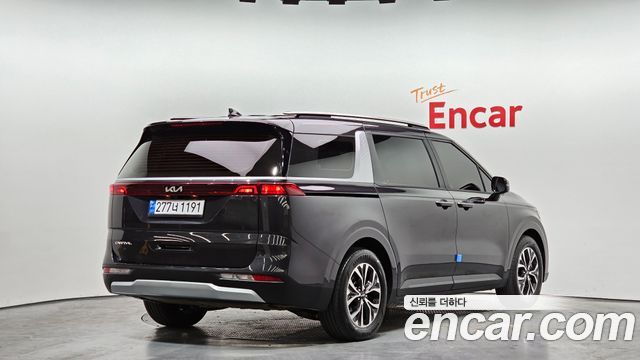 Kia Carnival 2022 thumb 3