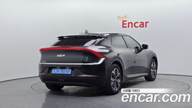Kia EV6 2022 thumb 3