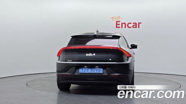 Kia EV6 2022 thumb 5