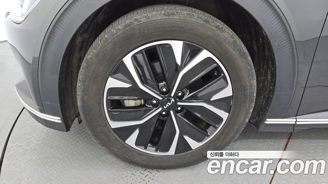 Kia EV6 2022 thumb 6