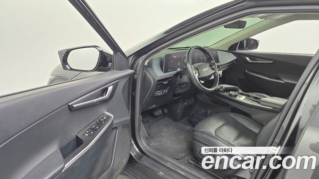 Kia EV6 2022 thumb 11