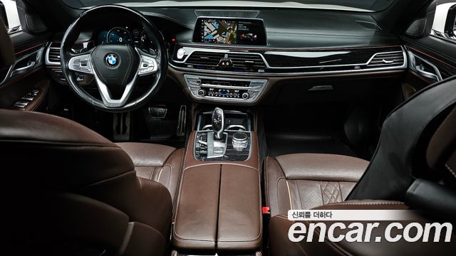 BMW 7 серии 2019 thumb 2