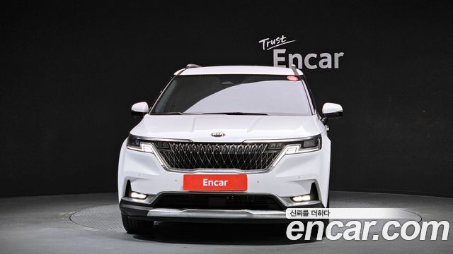 Kia Carnival 2021 thumb 4