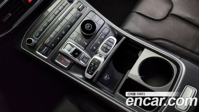 Hyundai Santa Fe 2021 thumb 10