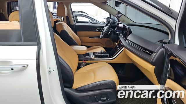 Kia Carnival 2021 thumb 12