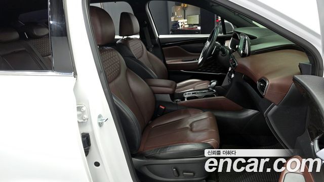 Hyundai Santa Fe 2018 thumb 12
