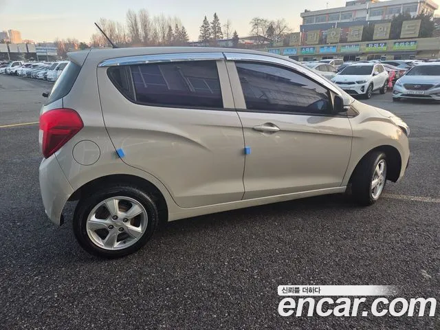 Chevrolet Spark 2017 thumb 11