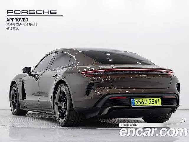 Porsche Taycan 2025 thumb 2