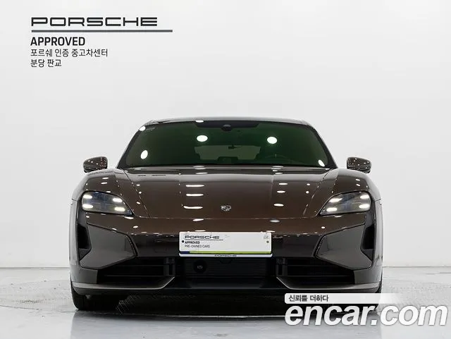 Porsche Taycan 2025 thumb 3