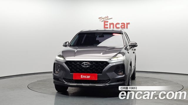 Hyundai Santa Fe 2018 thumb 4