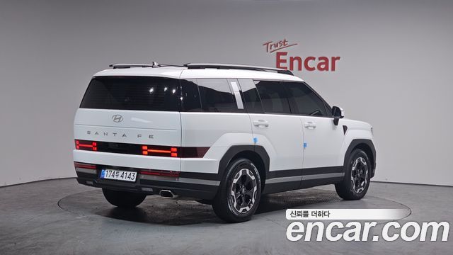 Hyundai Santa Fe 2023 thumb 3