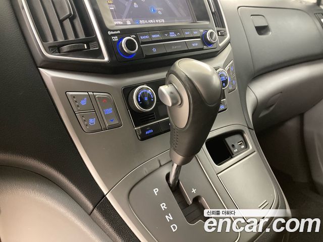 Hyundai Starex 2019 thumb 9