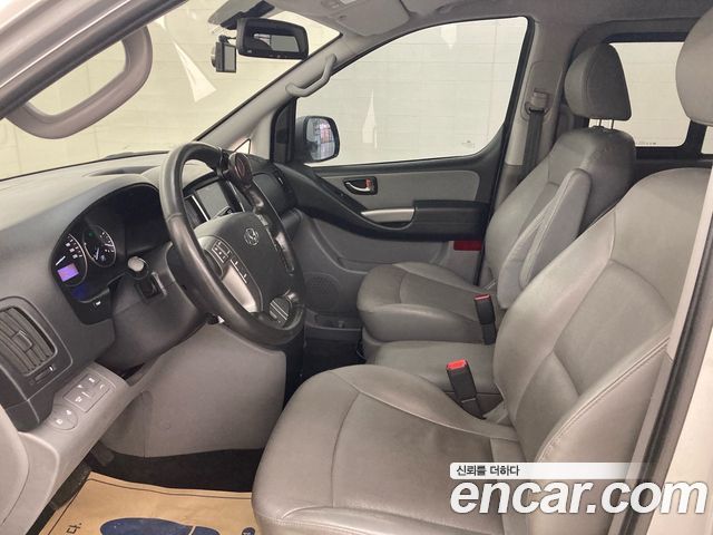 Hyundai Starex 2019 thumb 10