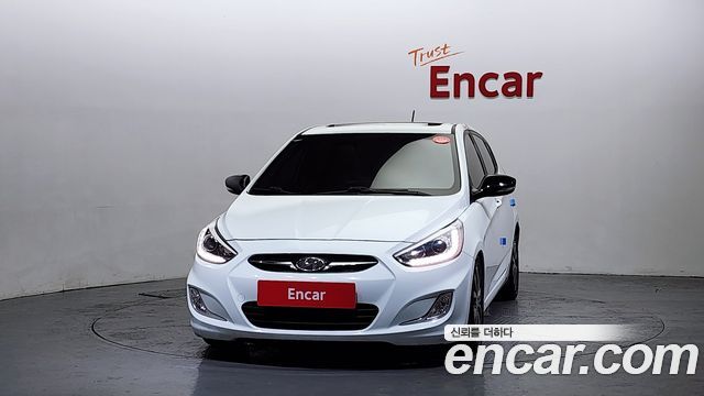 Hyundai Accent 2013 thumb 4