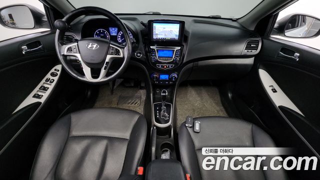 Hyundai Accent 2013 thumb 8