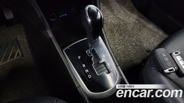 Hyundai Accent 2013 thumb 10