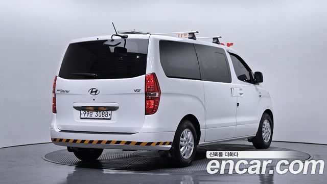 Hyundai Starex 2019 thumb 3