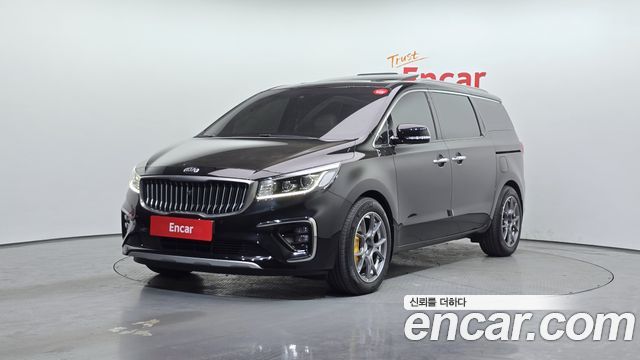 Kia Carnival 2019 thumb 2